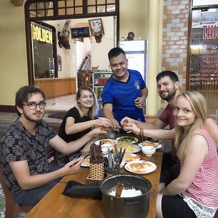 Thien Phu Hostel Фонгня Экстерьер фото